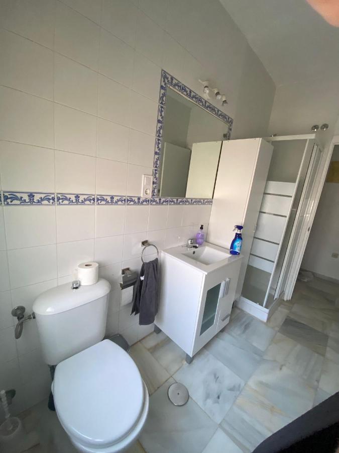 Tablada Los Remedios Sevilla Bagian luar foto