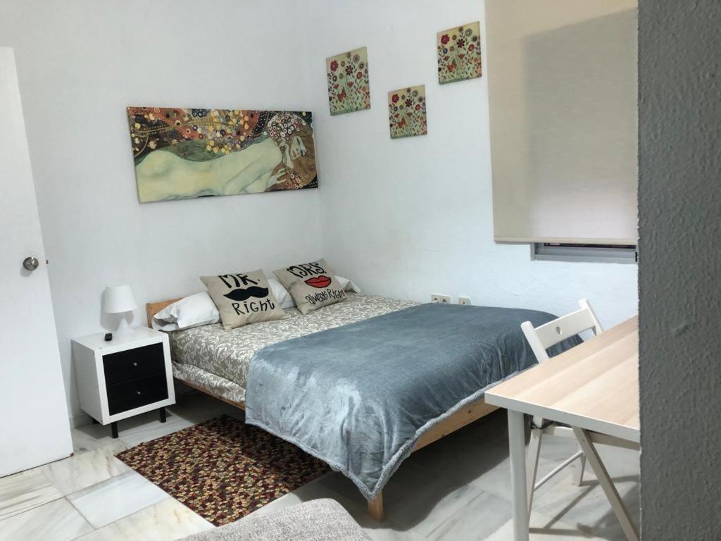 Tablada Los Remedios Sevilla Bagian luar foto